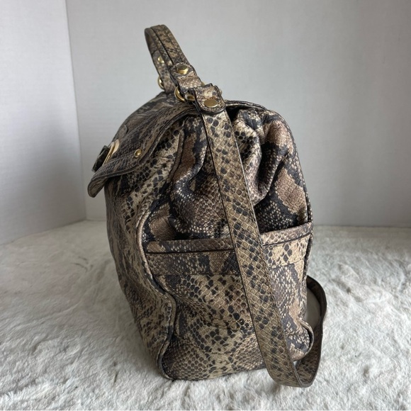 B Makowsky Satchel Shoulder Crossbody Handbag Leather Gray Beige gold Snake Y2K - Picture 2 of 16